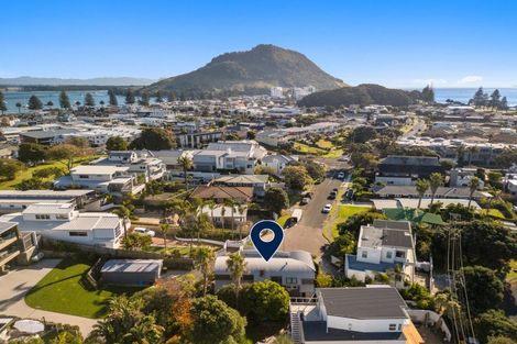 Photo of property in 15 Ngarata Avenue, Mount Maunganui, 3116