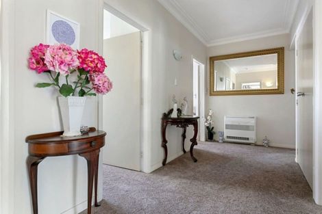 Photo of property in 170 Victoria Street, Cambridge, 3434