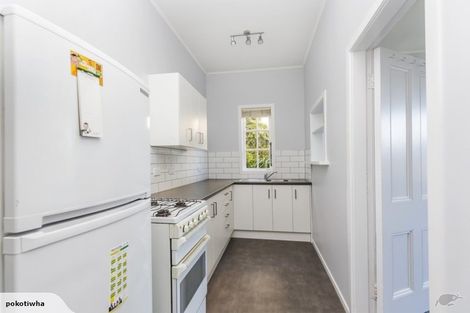 Photo of property in 6 Queens Drive, Kilbirnie, Wellington, 6022