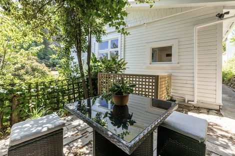 Photo of property in 45 Faraday Street, Hospital Hill, Napier, 4110