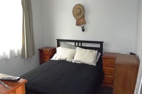 Photo of property in 71 Chichester Drive, Rosehill, Papakura, 2113