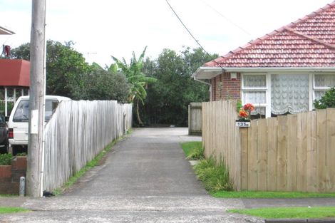 Photo of property in 135b Bruce Mclaren Road, Henderson, Auckland, 0612