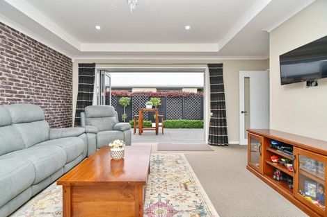 Photo of property in 23 Churchill Drive, Rangiora, 7400
