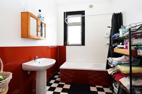 Photo of property in 56 Arun Street, South Hill, Oamaru, 9400