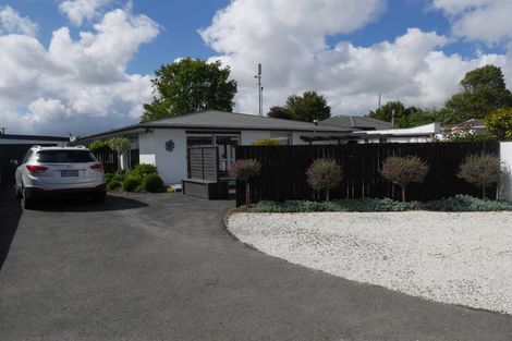 Photo of property in 2/296a Wairakei Road, Bryndwr, Christchurch, 8053