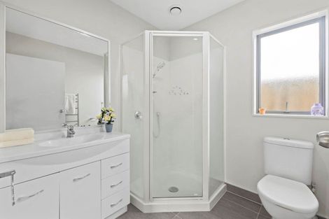 Photo of property in 19 Kotuku Crescent, Takanini, 2112