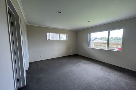 Photo of property in 3 Exotic Place, Massey, Auckland, 0614