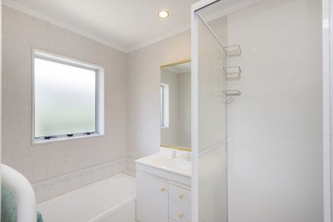 Photo of property in 71 Bryant Street, Takaro, Palmerston North, 4412