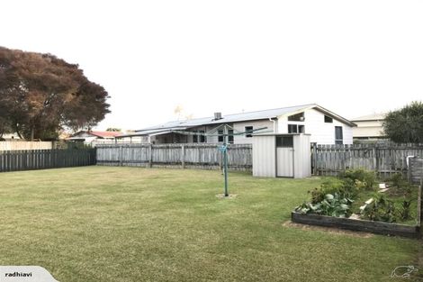 Photo of property in 95 Aquarius Drive, Kawaha Point, Rotorua, 3010