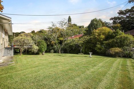 Photo of property in 70 Lake Road, Northcote, Auckland, 0627