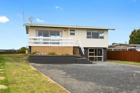 Photo of property in 14 Mcdonnell Street, Omokoroa, 3114