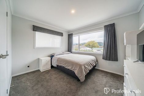 Photo of property in 4d Carroll Grove, Trentham, Upper Hutt, 5018
