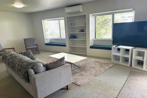 Photo of property in 21 Haruru Falls Road, Haruru, 0204