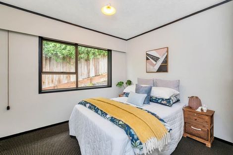 Photo of property in 155 Chelsea View Drive, Chatswood, Auckland, 0626