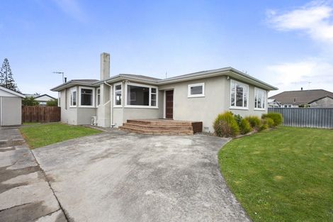 Photo of property in 2 Glasgow Street, Takaro, Palmerston North, 4412
