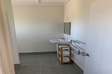 Photo of property in 139 Bucklands Beach Road, Bucklands Beach, Auckland, 2012