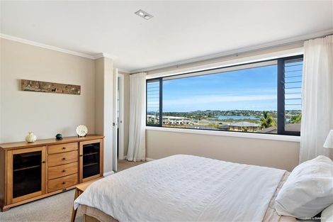 Photo of property in 21 Bayview Park Lane, Orewa, 0931