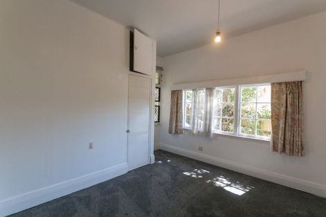 Photo of property in 17 Karetu Road, Greenlane, Auckland, 1051