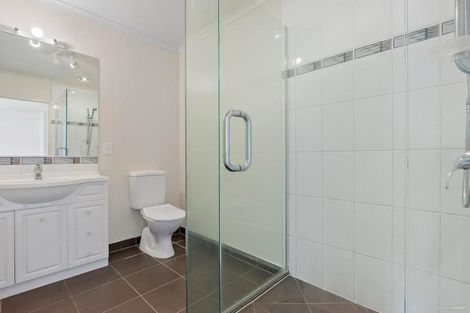 Photo of property in 4 Lime Crescent, Papakura, 2110