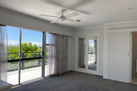 Photo of property in 18 Seaview Road, Ruakaka, 0116