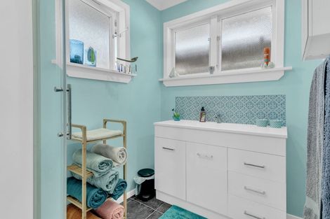 Photo of property in 54 King Edward Street, Eltham, 4322