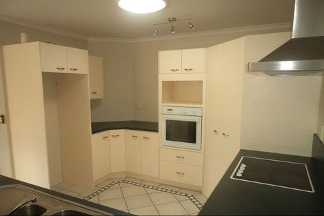 Photo of property in 33 Keswick Crescent, Huntington, Hamilton, 3210