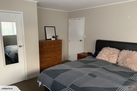 Photo of property in 27 Backhurst Grove, Massey, Auckland, 0614