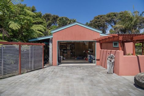Photo of property in 206 Colville Road, Coromandel, 3584
