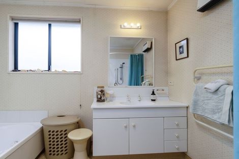 Photo of property in 35a Kenmare Street, Alexandra, 9320