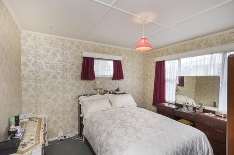 Photo of property in 64 College Street, Awapuni, Palmerston North, 4412