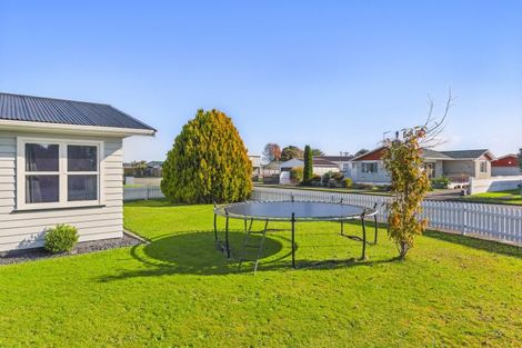 Photo of property in 2 Weld Street, Levin, 5510