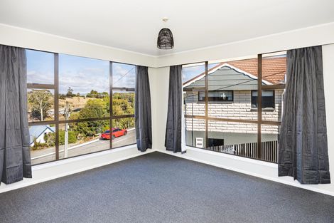 Photo of property in 9 Perth Street, South Hill, Oamaru, 9400