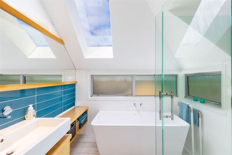 Photo of property in 14 Upper Crichton Terrace, Cashmere, Christchurch, 8022