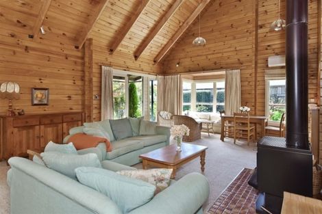 Photo of property in 71 Wiggins Street, Sumner, Christchurch, 8081