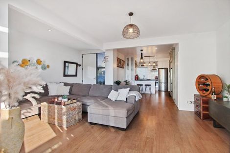 Photo of property in 24 Haven Drive, East Tamaki, Auckland, 2013