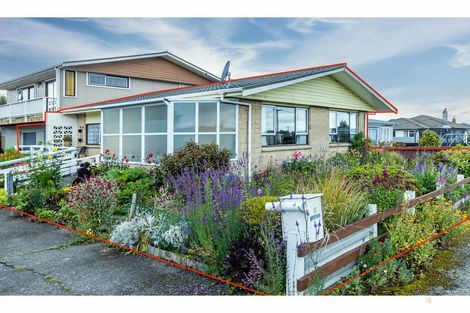 Photo of property in 5-5a Rugby Street, Waimate, 7924