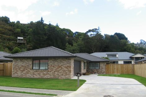 Photo of property in 5 Evergreen Crescent, Trentham, Upper Hutt, 5018
