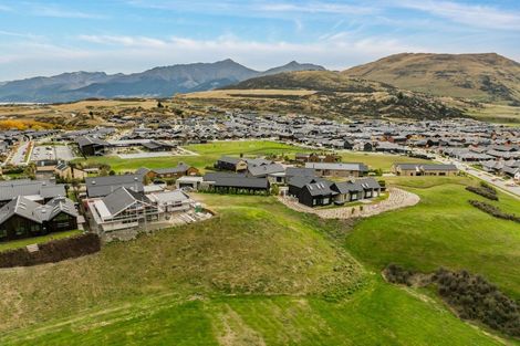 Photo of property in 36 Cunninghams Drive, Jacks Point, Queenstown, 9371