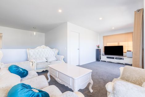 Photo of property in 36 Makora Road, Massey, Auckland, 0614