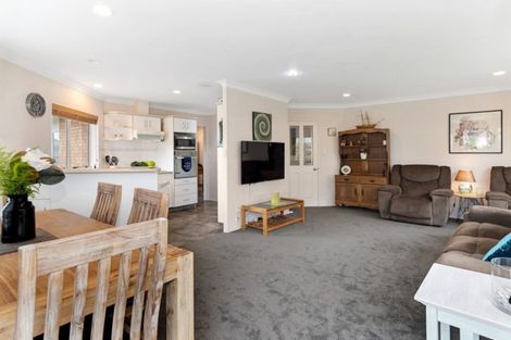 Photo of property in 9 Short Street, Otumoetai, Tauranga, 3110