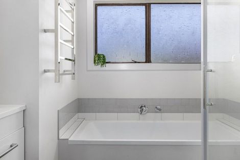 Photo of property in 27 Sombrero View, Ascot Park, Porirua, 5024