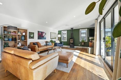 Photo of property in 4 Salisbury Avenue, Rangiora, 7400