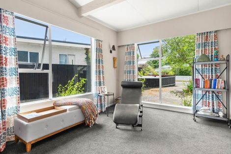 Photo of property in 10 Reading Street, Greytown, 5712