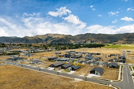 Photo of property in 13 Caton Street, Lake Hawea, 9382