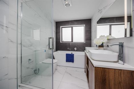 Photo of property in 13 Paripari Street, Flat Bush, Auckland, 2019