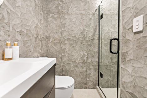 Photo of property in 5/1 Seaforth Avenue, Mangere Bridge, Auckland, 2022