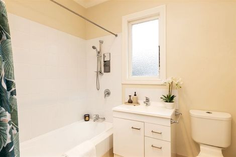 Photo of property in 22 Lakings Road, Springlands, Blenheim, 7201