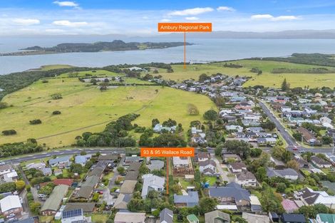 Photo of property in 95 Wallace Road, Mangere Bridge, Auckland, 2022