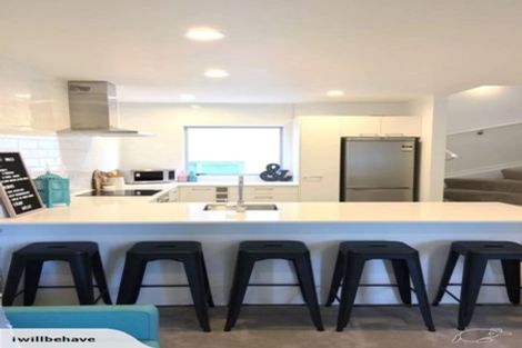 Photo of property in 6b Scotia Place, Auckland Central, Auckland, 1010