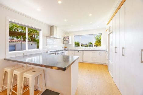 Photo of property in 14 Holyrood Terrace, Waipukurau, 4200